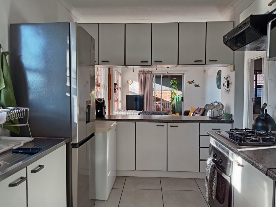 3 Bedroom Property for Sale in Strelitzia Park Eastern Cape